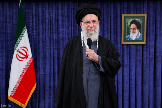 روز ۲۲ بهمن دشمن را مأیوس کنید